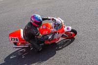 enduro-digital-images;event-digital-images;eventdigitalimages;mallory-park;mallory-park-photographs;mallory-park-trackday;mallory-park-trackday-photographs;no-limits-trackdays;peter-wileman-photography;racing-digital-images;trackday-digital-images;trackday-photos